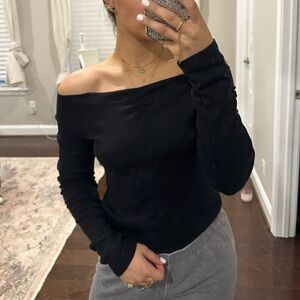 Off the shoulder long sleeve black top